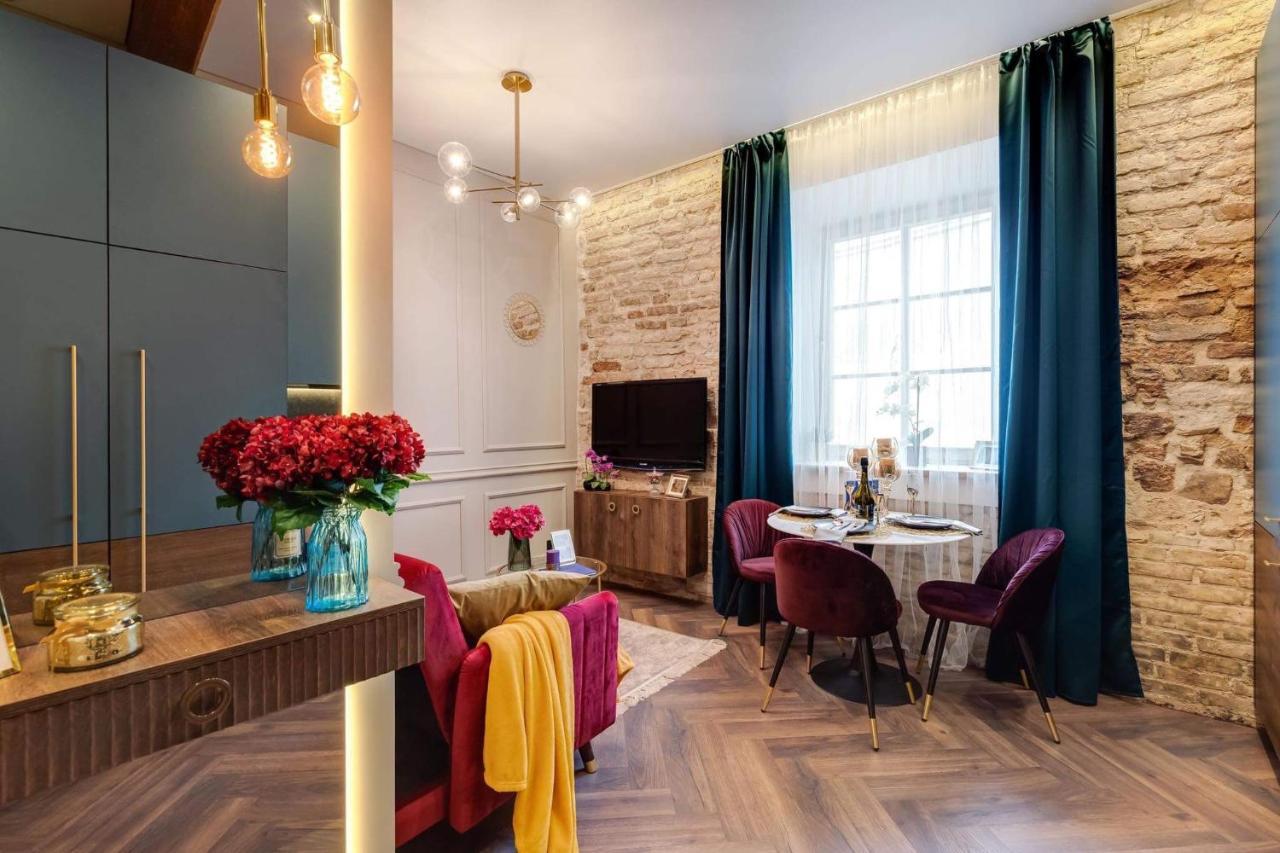 Charming Next To The Church Of St Anne By Reside Baltic VNO
